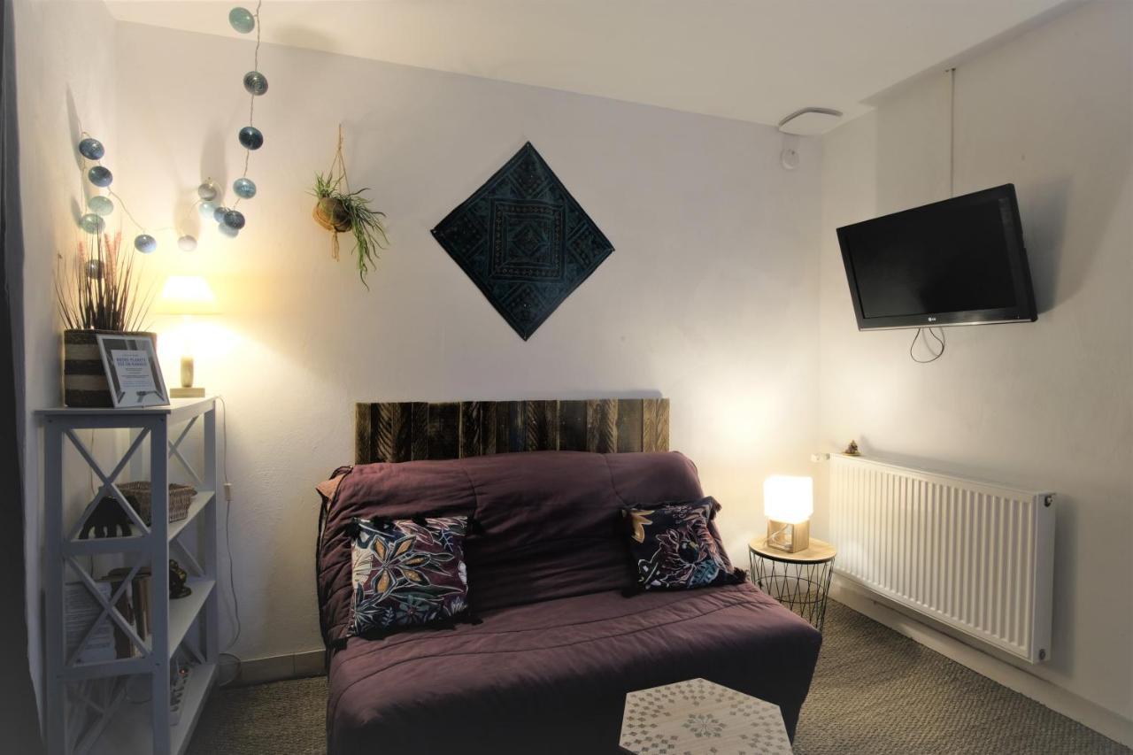 Studio Cosy Au Calme Apartamento Libourne Exterior foto